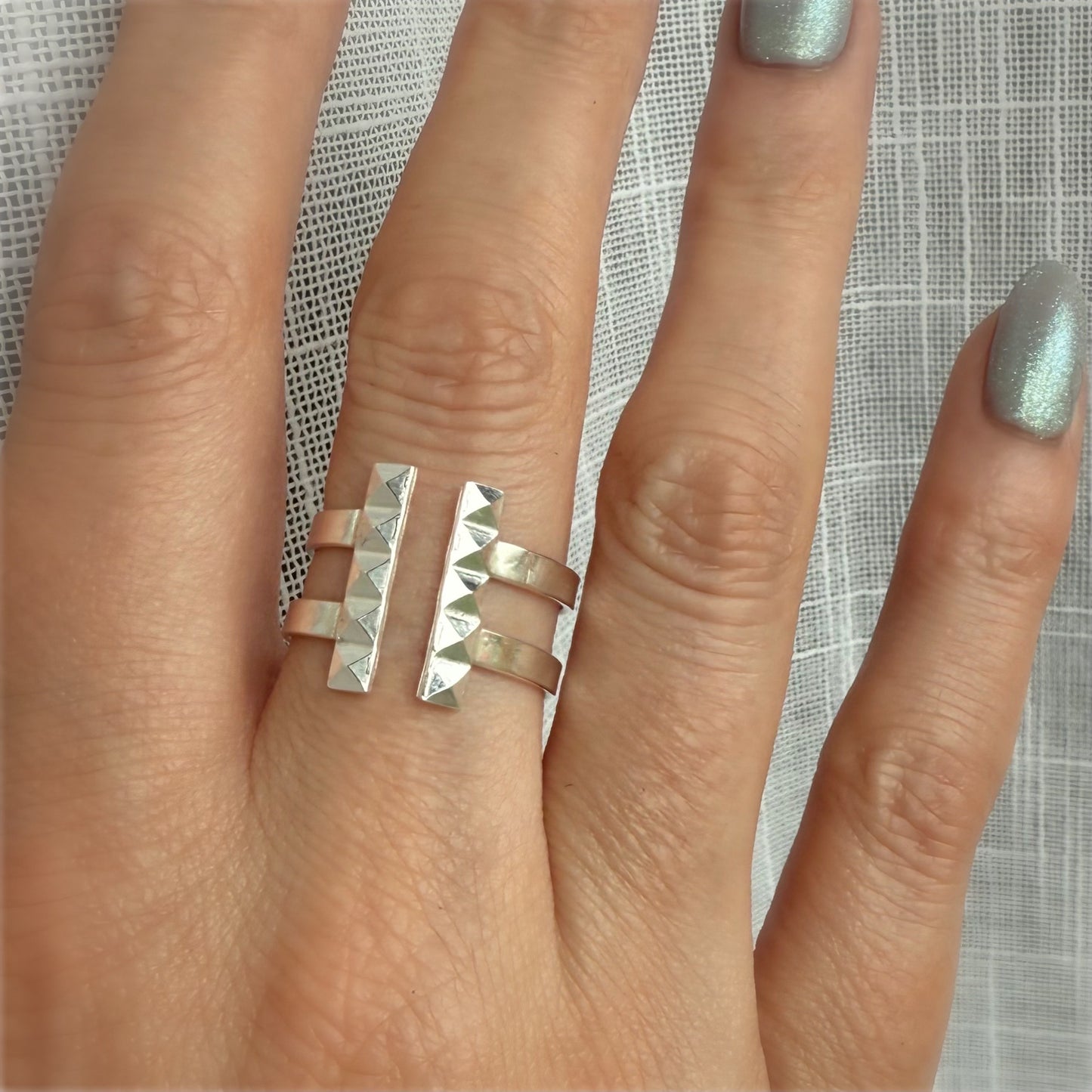 Nile Double T Cuff Ring
