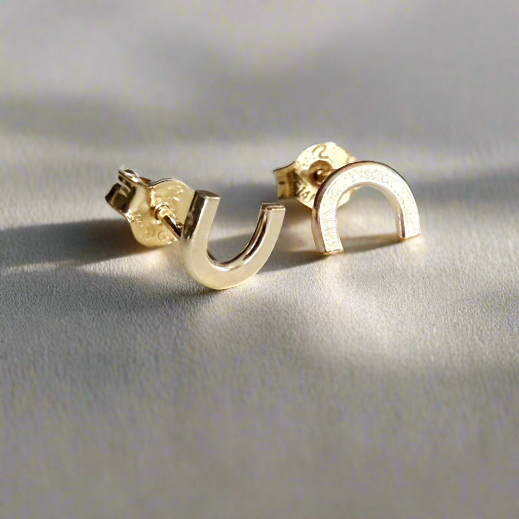 Arc Studs