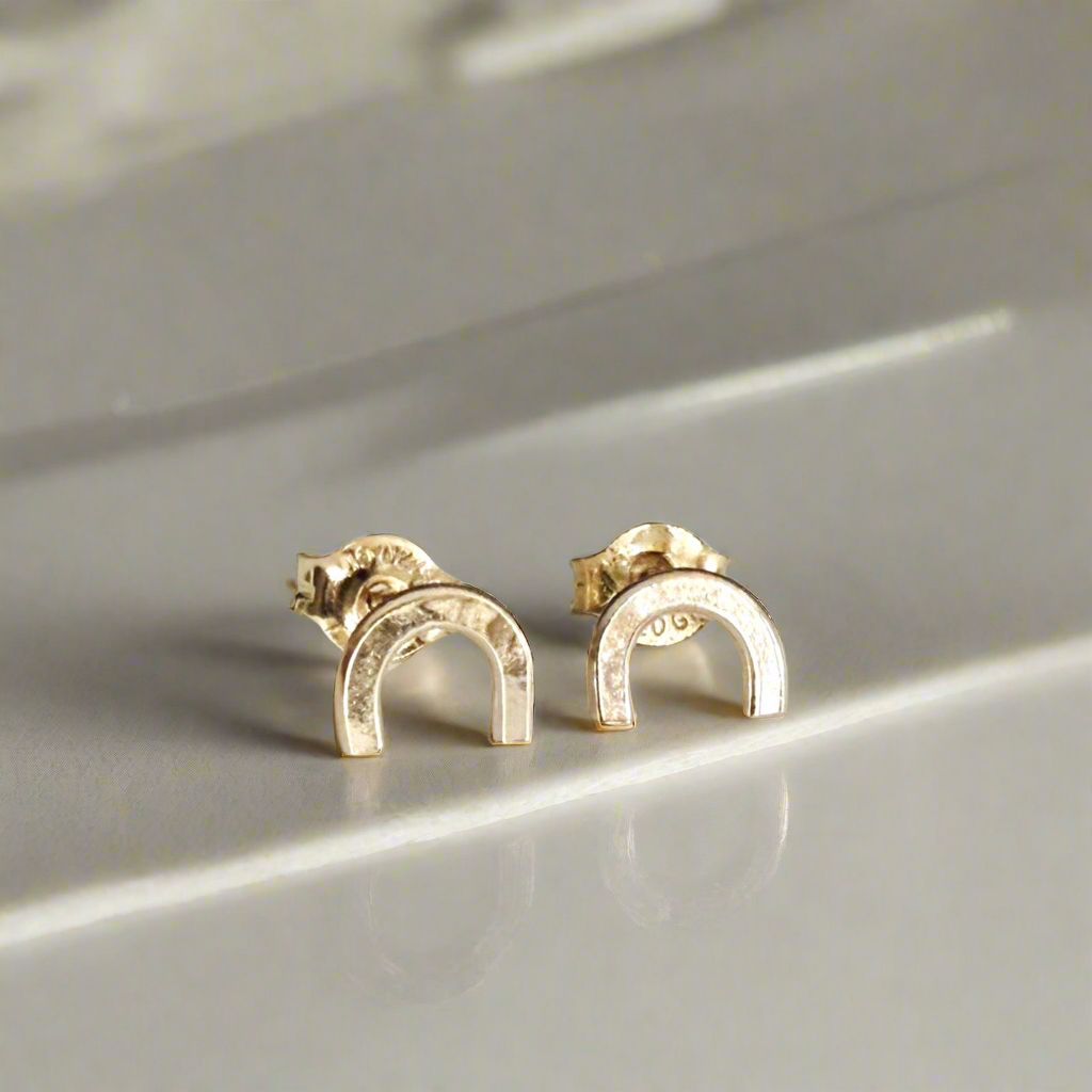 Arc Studs